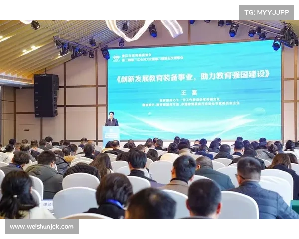 邹侑根:从科学家到教育家,跨越时代的创新与贡献 邹侑根:从科学家到教育家,跨越时代的创新与贡献